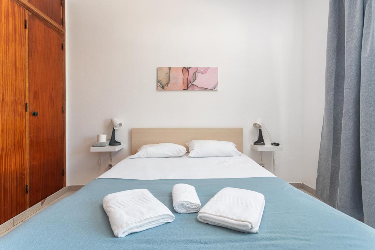 Blife Marya Private Rooms - Airport Stay Фаро Екстериор снимка