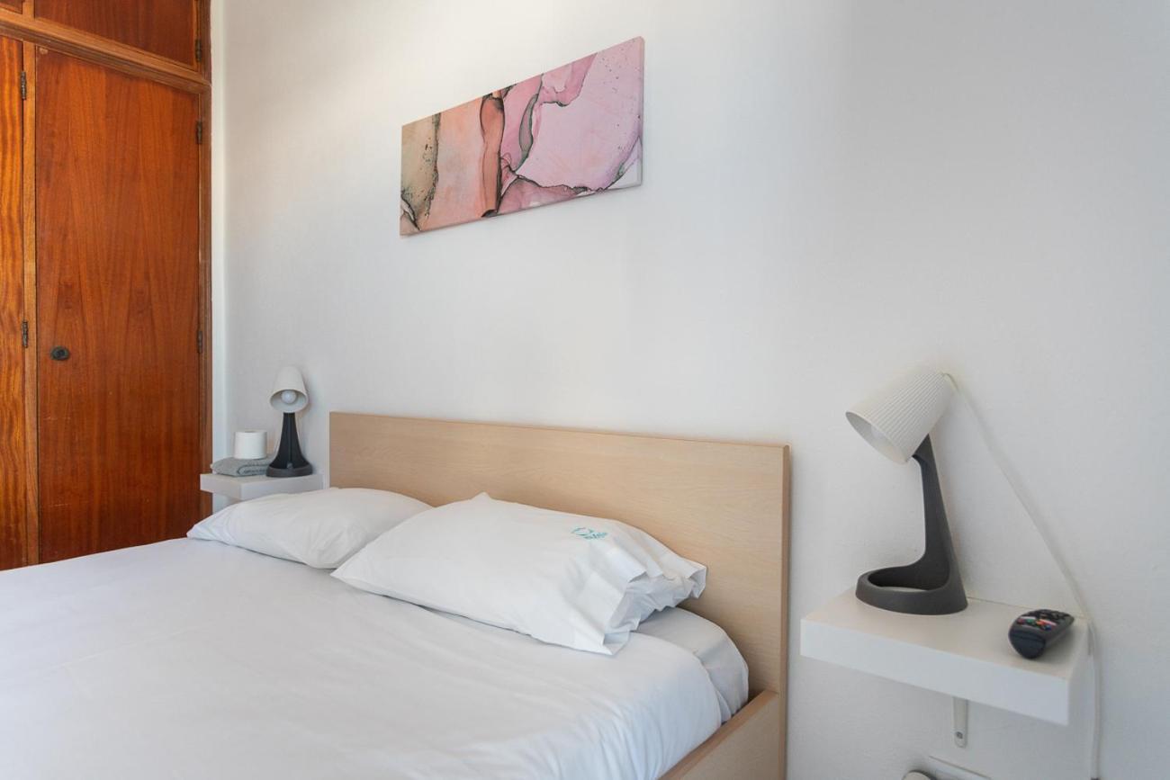 Blife Marya Private Rooms - Airport Stay Фаро Екстериор снимка
