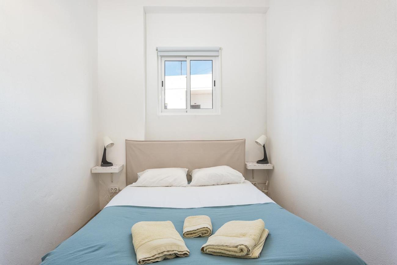 Blife Marya Private Rooms - Airport Stay Фаро Стая снимка